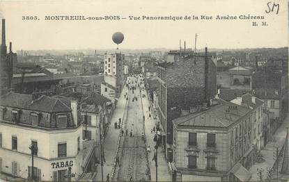 CPA FRANCE 93 " Montreuil sous Bois, Vue panoramique de la rue Arsène Chéreau" / BALLON ROND