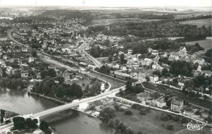 CPSM FRANCE 95 " Auvers sur Oise, Vue générale aérienne"