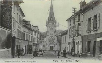 CPA FRANCE 95 " Vigny, Grande rue et l'église" /ATTELAGE DE CHIENS