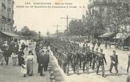 94 Val De Marne CPA FRANCE 94 " Vincennes, Rue de Paris, défilé du 26ème Bataillon de Chasseurs à Pieds"