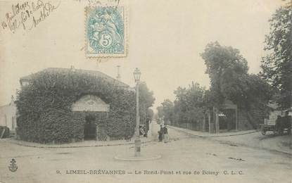 CPA FRANCE 94 " Limeil Brévannes, Le rond point et la rue de Boissy"