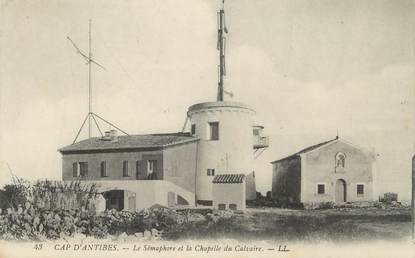 CPA FRANCE 06 " Cap d'Antibes, Le sémaphore et la chapelle du calvaire"