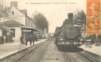 CPA FRANCE 38 "Beaurepaire, la gare" / TRAIN