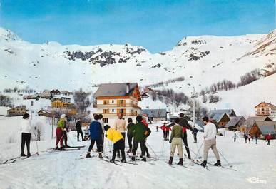 CPSM FRANCE 73 "Saint Sorlin d'Arves, Les Hotels, Col de la Croix" / SKI