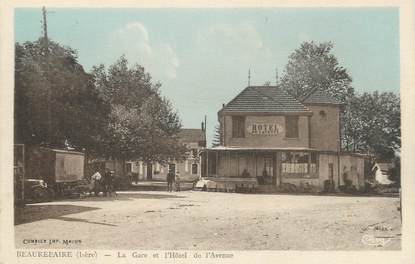 CPA FRANCE 38 " Beaurepaire, La gare et l'hôtel de l'avenue"