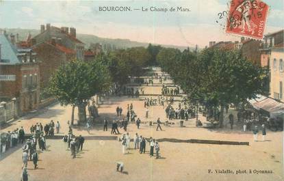 CPA FRANCE 38 " Bourgoin, Le Champ de Mars"