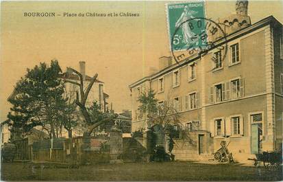 CPA FRANCE 38 " Bourgoin, Place du château et le château"