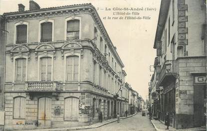 CPA FRANCE 38 " La Côte St André, L'Hôtel de Ville et la rue de l'Hôtel de Ville"