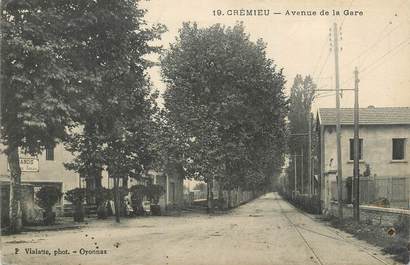 CPA FRANCE 38 " Crémieu, Avenue de la gare"