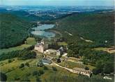 38 Isere CPA FRANCE 38 " Crémieu, L'étang de Ry et le Château St Julien"