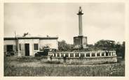 Guadeloupe CPA GUADELOUPE "Sainte Maris, Statue de Christophe Colomb"