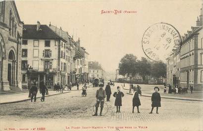 CPA FRANCE 88 "St Dié, La place St Martin"