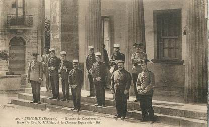 CPA ESPAGNE "Behobie, groupe de carabiniers"