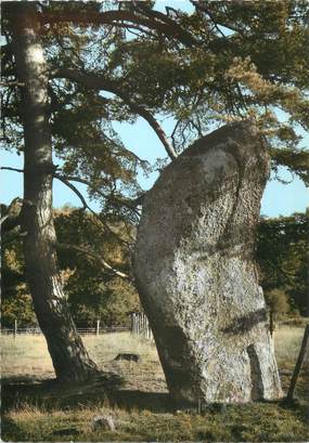 CPSM FRANCE 87 "St Paul, Menhir de 3 mètres de hauteur" / MENHIR