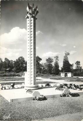 CPSM FRANCE 87 " Oradour sur Glane, Tombeau des Martyrs"