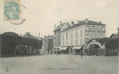 CPA FRANCE 91 " Brunoy, Place de la gare"