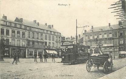 CPA FRANCE 59 "Maubeuge, la Place d'Armes"