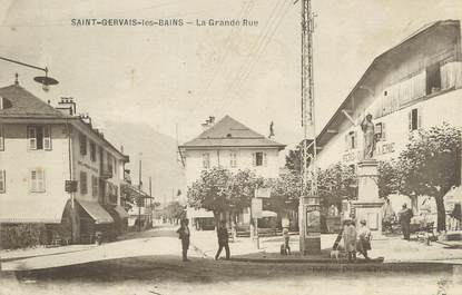 CPA FRANCE 74 " St Gervais les Bains, La grande rue"