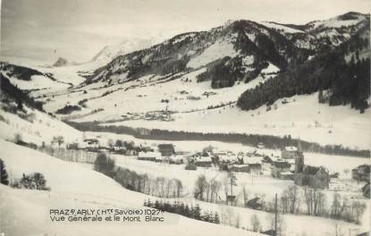 CPSM FRANCE 74 " Praz sur Arly, Vue générale et le Mont Blanc"