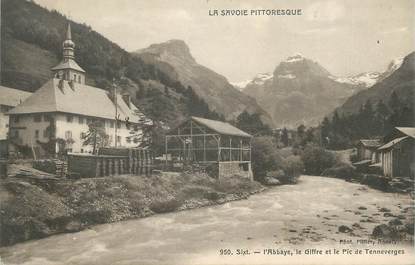 CPA FRANCE 74 " Sixt, L'Abbaye, le Giffre et le Pic de Tenneverges"