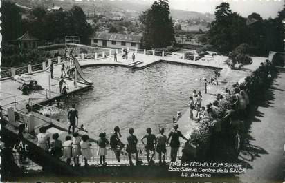 CPSM FRANCE 74 " Le Pas de l'Echelle, La piscine du Centre de la SNCF Bois Salève"