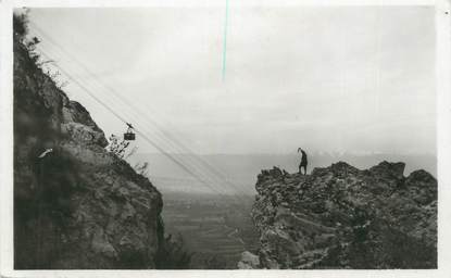 CPA FRANCE 74 "Le Salève, Le téléphérique et l'Aiguille des Chèvres"