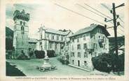 74 Haute Savoie CPA FRANCE 74 "St Jeoire en Faucigny, La place, le monument aux morts et le clocher de l'église"