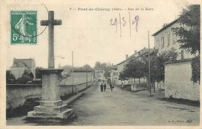 CPA FRANCE 38 " Pont de Chéruy, Rue de la gare"