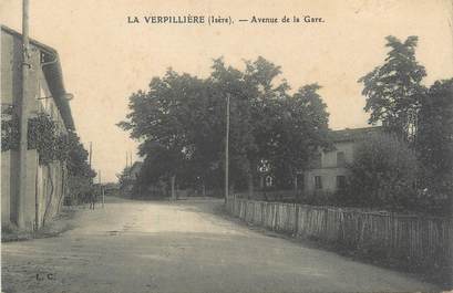 CPA FRANCE 38 " La Verpillère, Avenue de la gare"