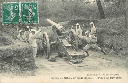 CPA FRANCE 38 " Chambaran, Pièce de 120 long au camp "