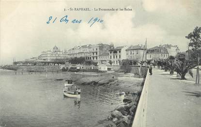 CPA FRANCE 83 " St Raphaël , La promenade et les bains"