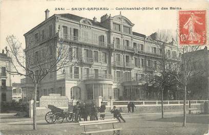 CPA FRANCE 83 " St Raphaël, Continental Hôtel et des Bains"