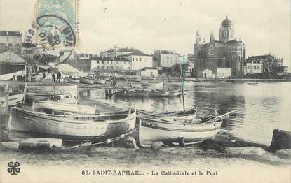 CPA FRANCE 83 " St Raphaël, La cathédrale et le port"