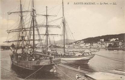 CPA FRANCE 83 " Ste Maxime, Le port"