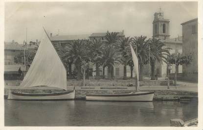 CPA FRANCE 83 " Ste Maxime, Place des Palmiers"