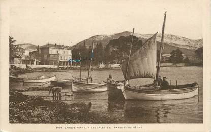 CPA FRANCE 83 " Carqueiranne, Les barques de pêche aux Salettes"