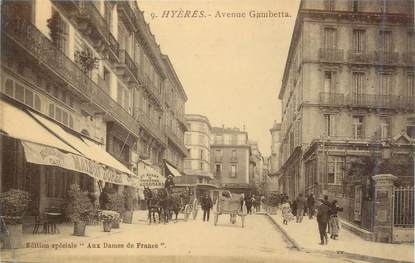 CPA FRANCE 83 " Hyères, Avenue Gambetta"