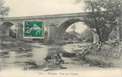 CPA FRANCE 83 " Vidauban, Le pont sur l'Argens"