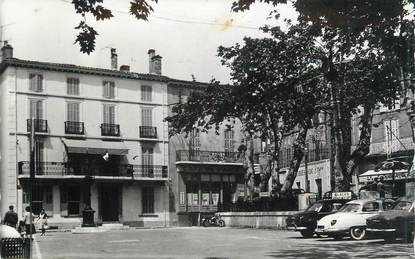 CPSM FRANCE 83 " Le Luc, Place de la Liberté"