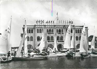 CPSM FRANCE 83 " Ile de Bendor, Hôtel Le Palais"