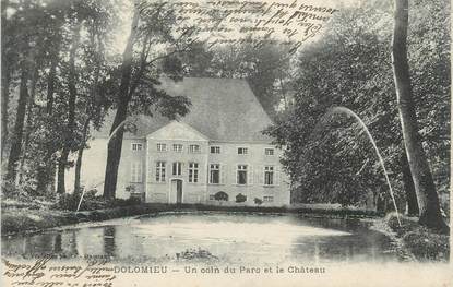 CPA FRANCE 38 " Dolomieu, Un coin du parc et le château"