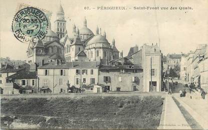 CPA FRANCE 24 " Périgueux, Saint Front vue des Quais"