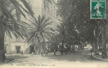 CPA FRANCE 20 " Corse, Ajaccio, La Place des Palmiers"