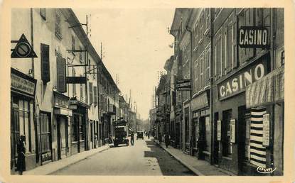 CPA FRANCE 38 "Le Péage de Roussillon, Grande Rue"