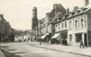 80 Somme CPSM FRANCE 80 "Doullens, Rue du Bourg"