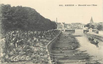 CPA FRANCE 80 " Amiens, Le marché sur l'eau"