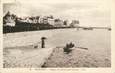 CPA FRANCE 29 " Roscoff, Digue du Boulevard Carnot"