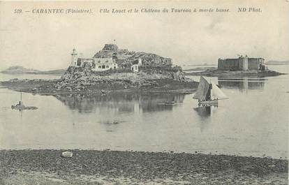 CPA FRANCE 29 " Carantec, L'Ile Louet et le Château du Taureau à marée basse"