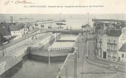 CPA FRANCE 44 " St Nazaire, Perspective des écluses et de l'avant port"