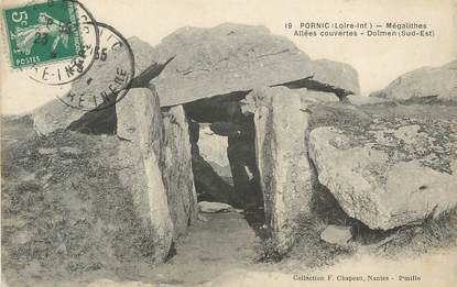 CPA FRANCE 44 " Pornic, Mégalithes allées couvertes " / DOLMEN